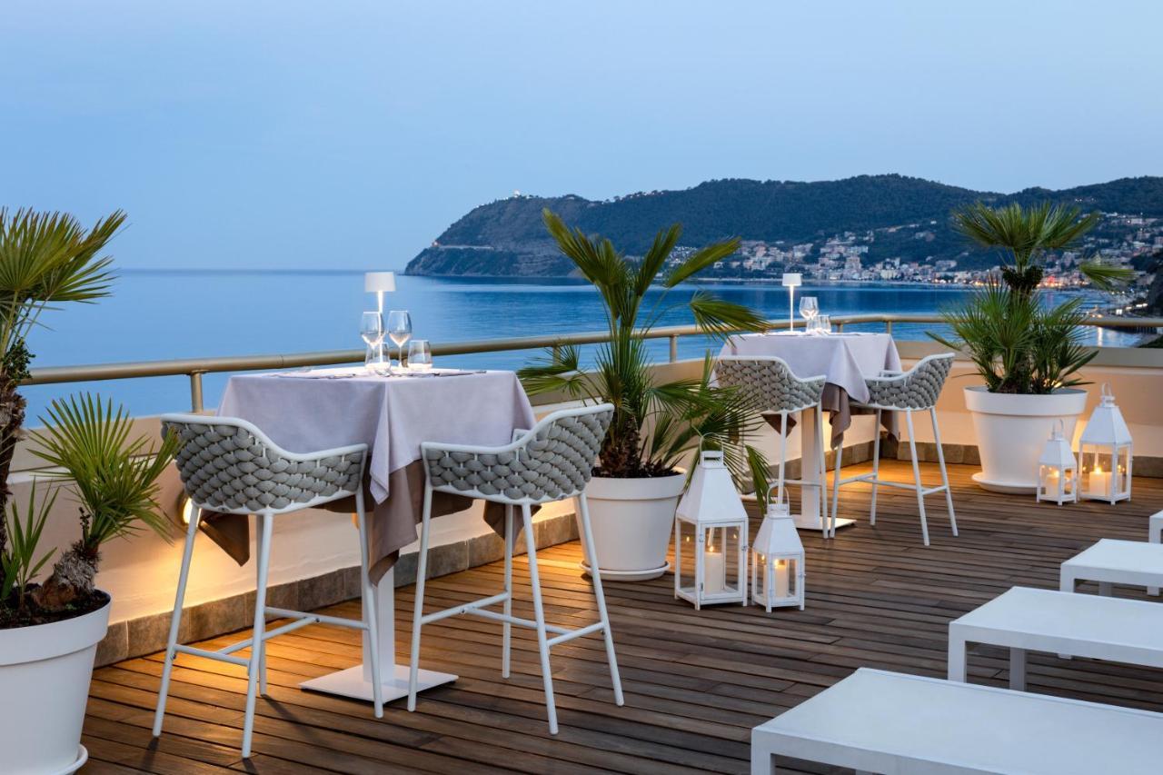 Grand Hotel Spiaggia Алассіо Екстер'єр фото