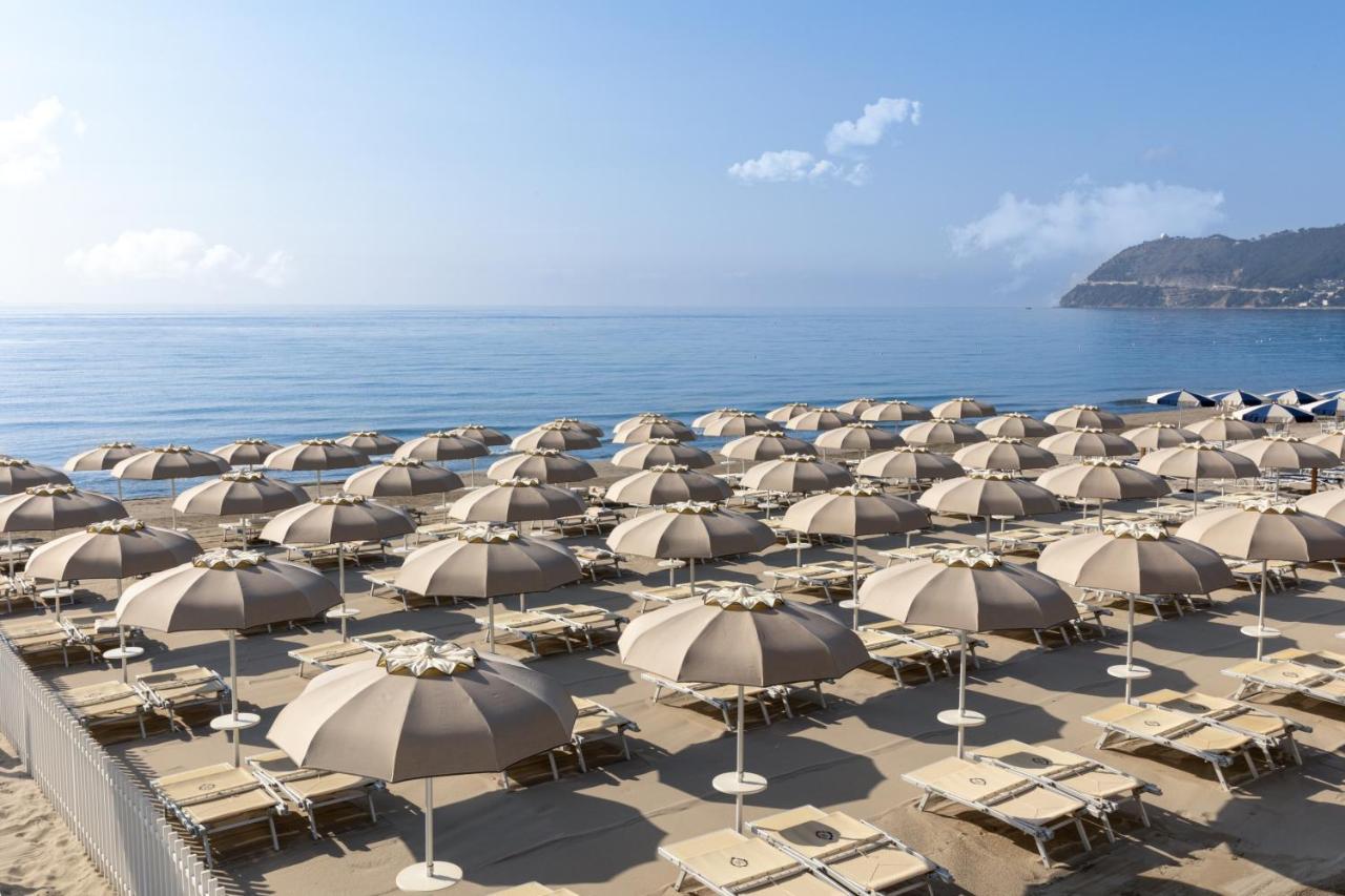 Grand Hotel Spiaggia Алассіо Екстер'єр фото